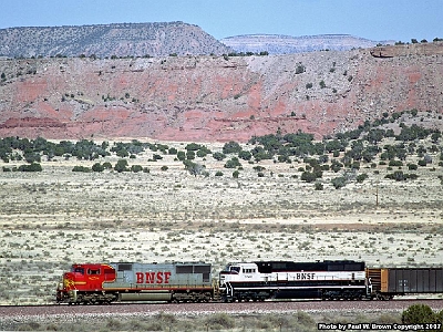 BNSF 8258 at Red Rocks in March 1999.jpg